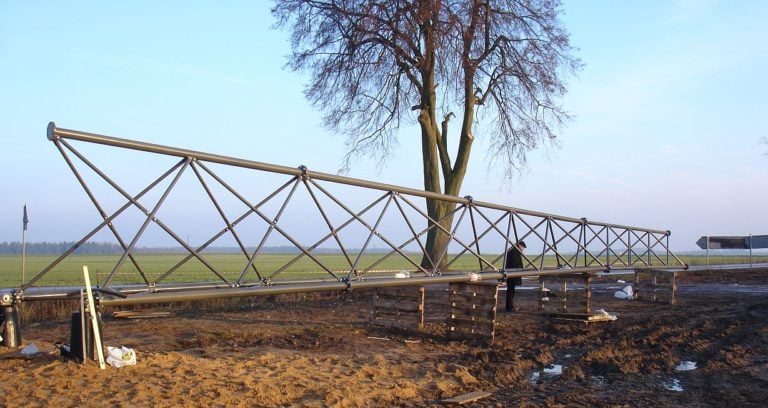 Trzon krzyża kratownicowego
