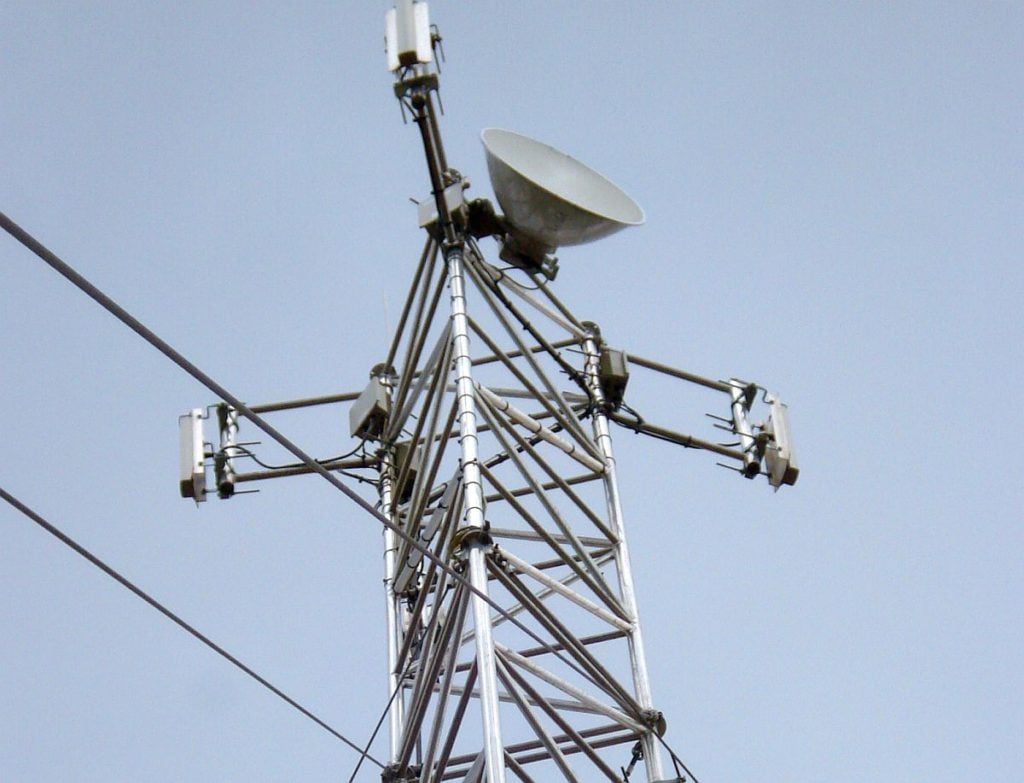 Wspornik antenowy płaski serii WM