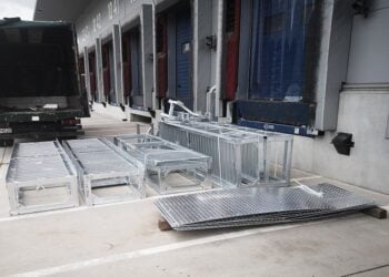 Najazd wyrównujący dock dla busów