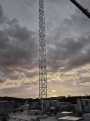 Maszt M1000-36 na dachu Straży Pożarnej