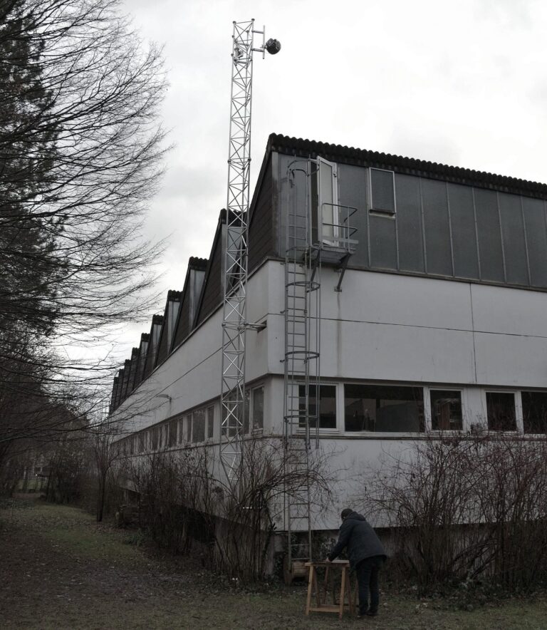 Maszt ścienny M500-12 Wall dla FMS Internetservice (Niemcy)
