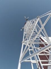 Wieża sygnałowa bazująca na geometrii T1000-10