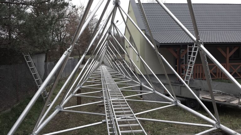 Kolejna wieża T1000-30 o wysokości 30 metrów zainstalowana w centralnej Polsce