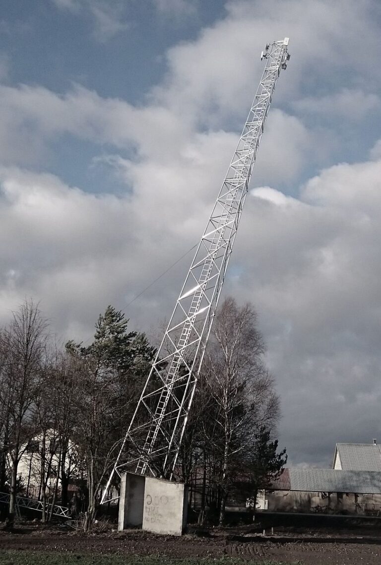 Wieża aluminiowa kratownicowa T1000-30 wybudowana w Republice Czeskiej