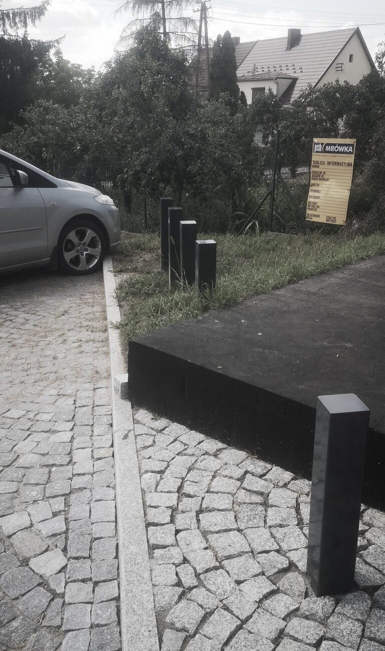 Wieża aluminiowa T1000-30 z górną platformą roboczą – południe Polski.