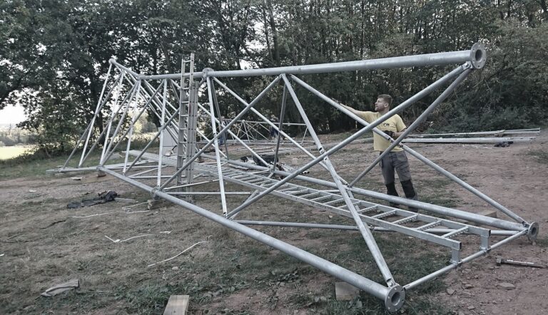 Stalowa wieża kratownicowa T1000-35 w Illingen (Niemcy)