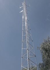 Wieża kratownicowa T1000-45 w Warszawie na terenie jednostki szkolenia Policji (PL)