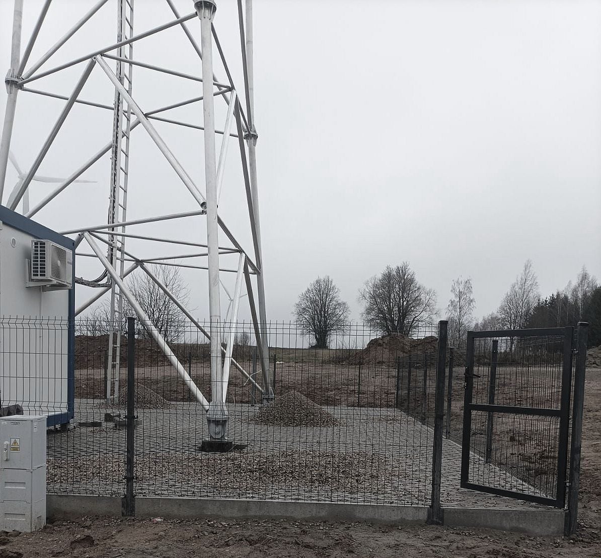 Pięćdziesięciometrowa wieża aluminiowa T1800-50